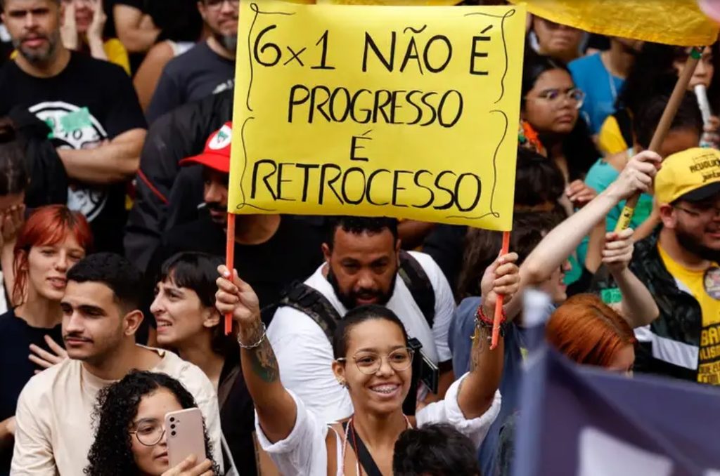 Fim da escala 6 X 1 tem impacto de R$ 6,6 bilhões por ano nos municípios, aponta CNM