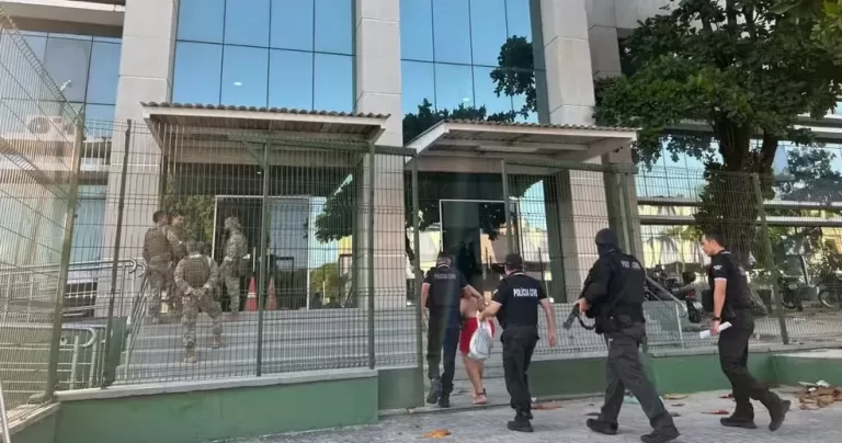 Megaoperação cumpre mandados de prisão em 10 cidade no Ceará contra o Comando Vermelho