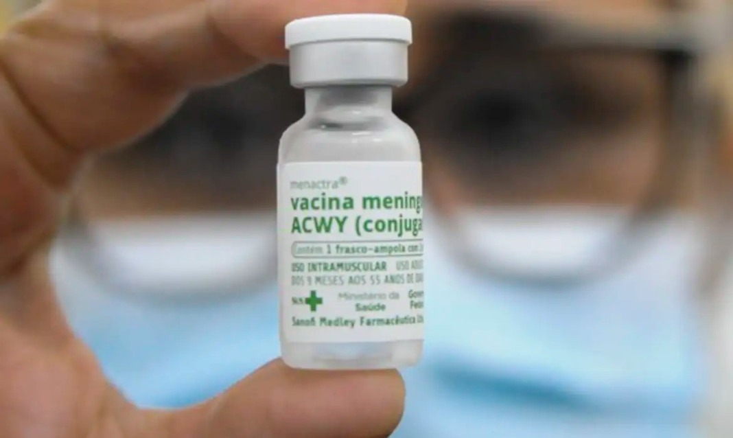 Vacina contra meningite ACWY esgota ainda pela manhã no Rio neste sábado