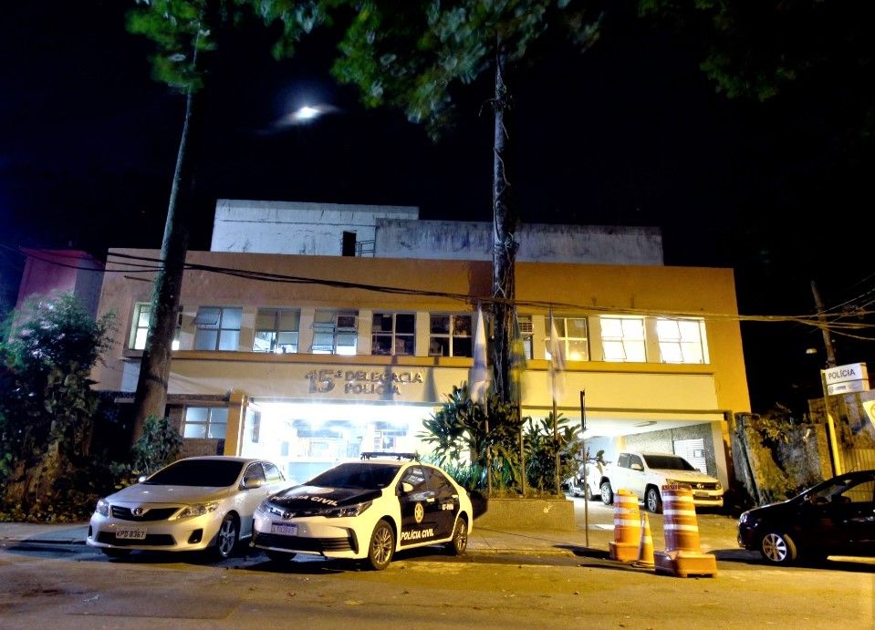 Polícia Civil prende em Duque de Caxias homem apontado como maior receptador de celulares roubados do Rio