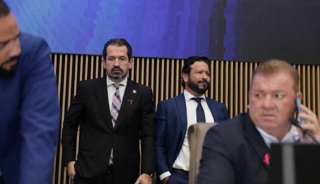 Projeto aprovado na Câmara de Aparecida não aumenta salários de procuradores, diz Fábio Camargo