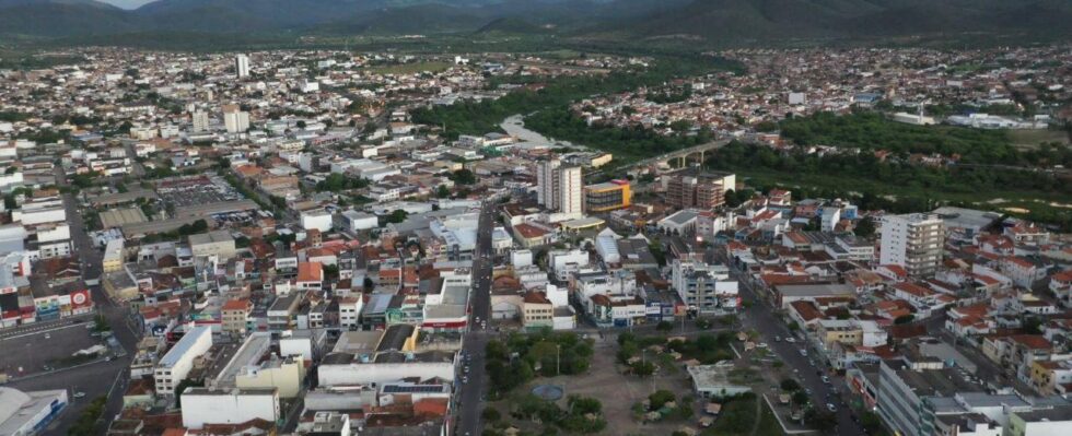 Prefeitura de Jequié abre concurso público para 105 vagas