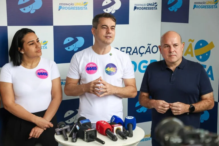Em coletiva, Roberto Cláudio e Capitão Wagner questionam liminar do TSE e reafirmam candidaturas