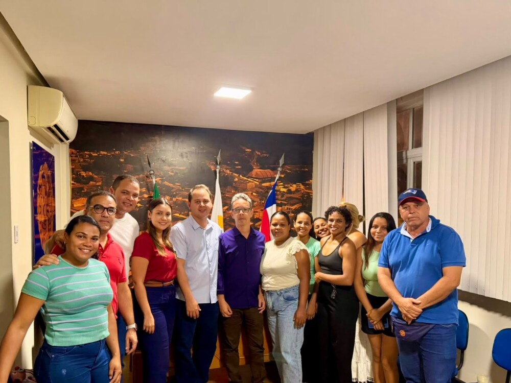 Prefeitura de Barra do Rocha reúne famílias atípicas para discutir ações de inclusão