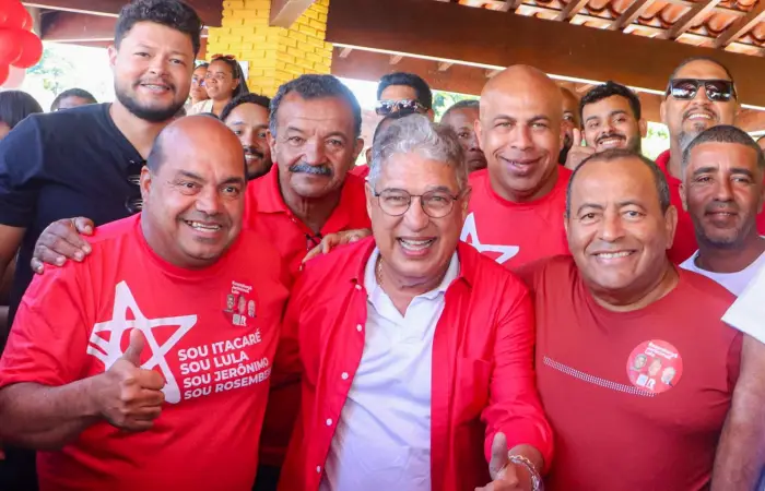 Itacaré consolida apoio ao projeto político de Rosemberg Pinto durante plenária regional