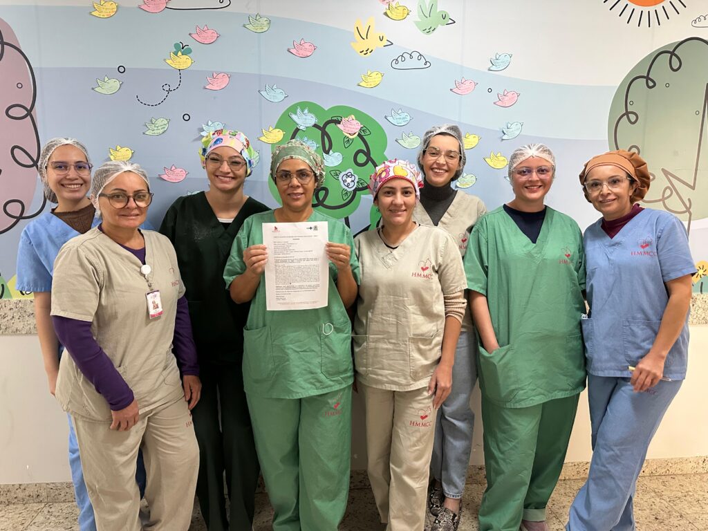 Carta de mãe emociona equipe da UCIN Canguru da Maternidade Célia Câmara
