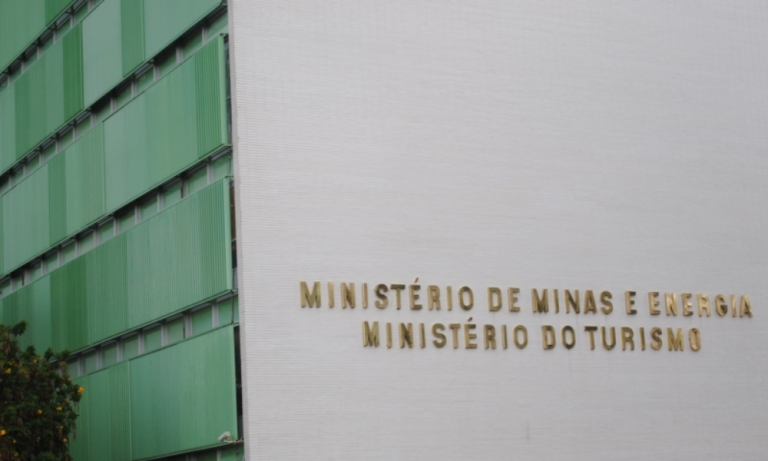 MME prevê sete novos leilões de transmissão de energia elétrica entre 2027 e 2029