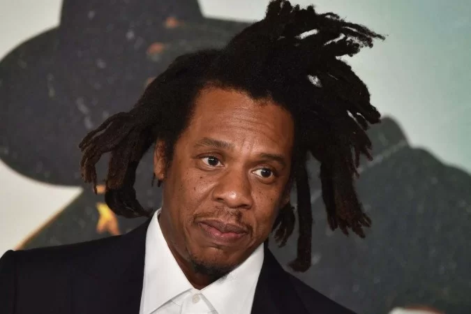 Jay-Z será atração do show do intervalo do Super Bowl 2027