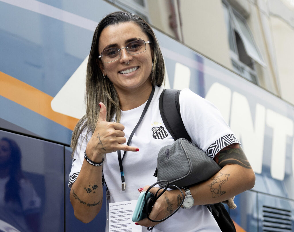 Rafa Andrade renova com Santos até 2027 e mira título do Paulistão